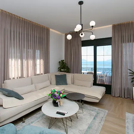 Meminaj With Sea View And Garden * Vlorë