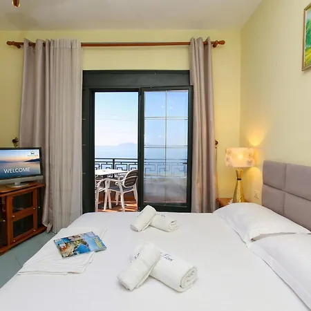 Meminaj With Sea View And Garden * Vlorë