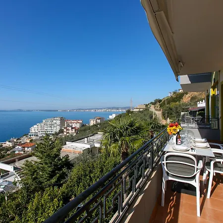 Meminaj With Sea View And Garden