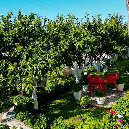 Meminaj With Sea View And Garden Vlorë